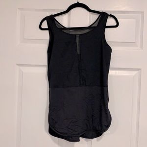 Lululemon scoop back black tank top size 8